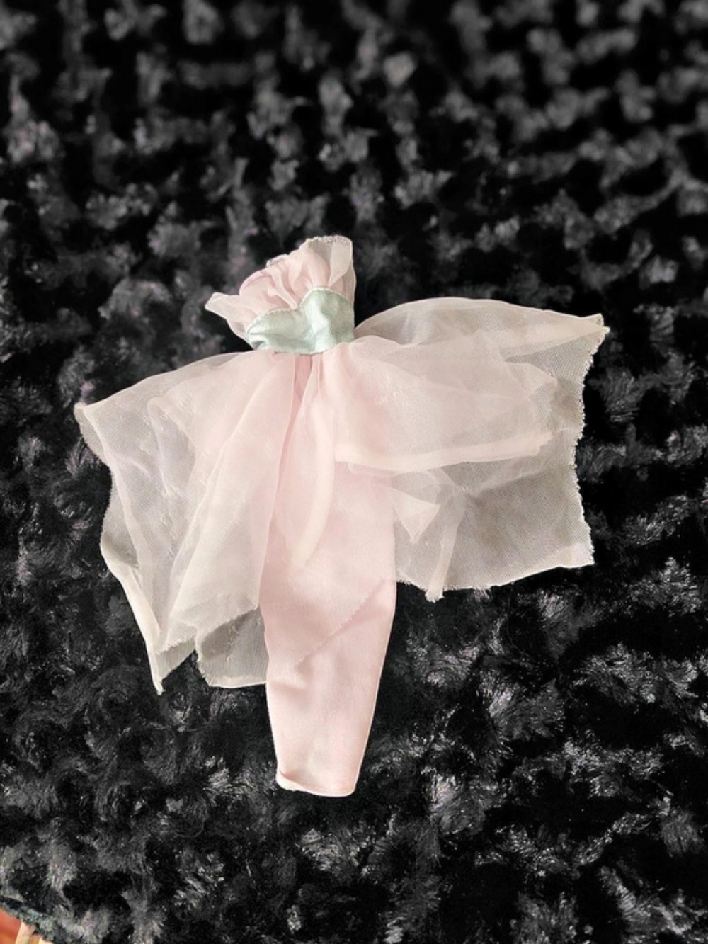 Vtg 1991 Mattel Barbie fashion item, likely from a 6-fashion gift set.